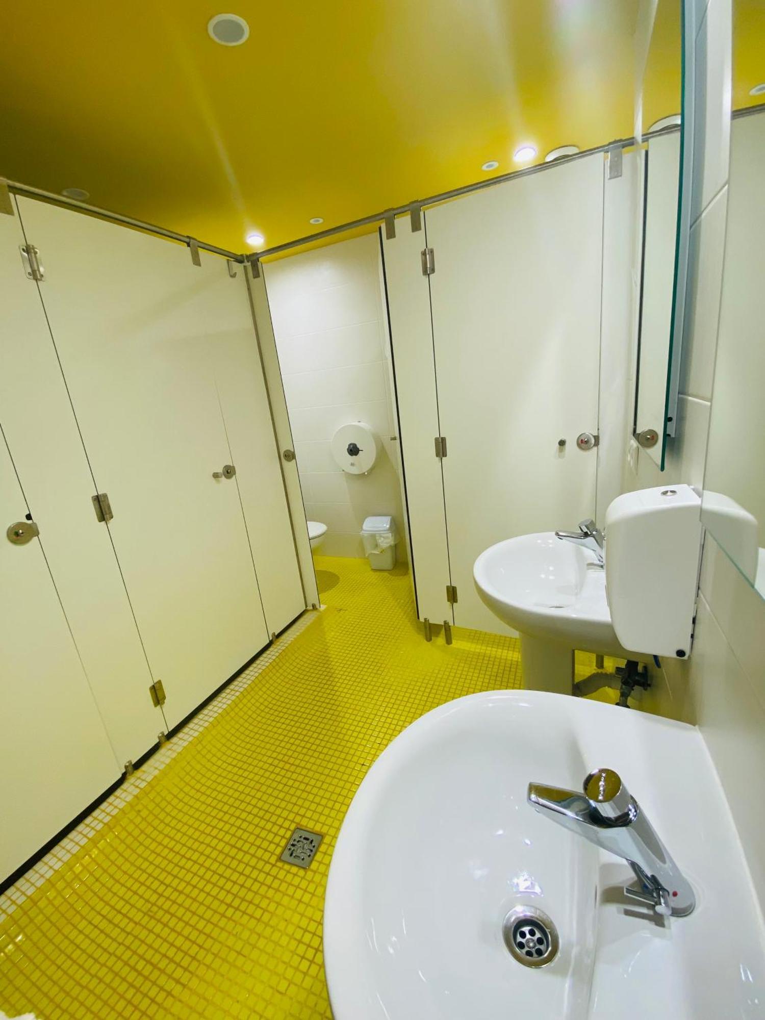 We Street Hostel - El Arenal-Albergue Juvenil 埃尔阿雷纳尔 外观 照片